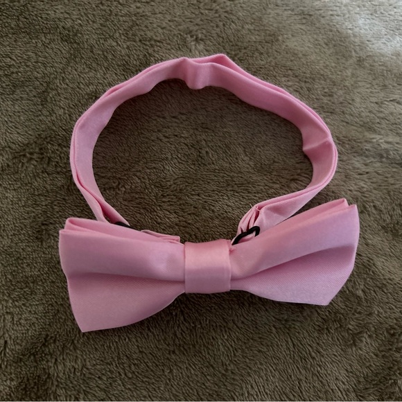 🎀wholesale🎀 Bow Tie for toddler to big boys/ adjustable straps - Picture 8 of 9